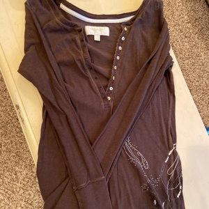 American Eagle long sleeve shirt